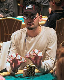 Antonio Esfandiari